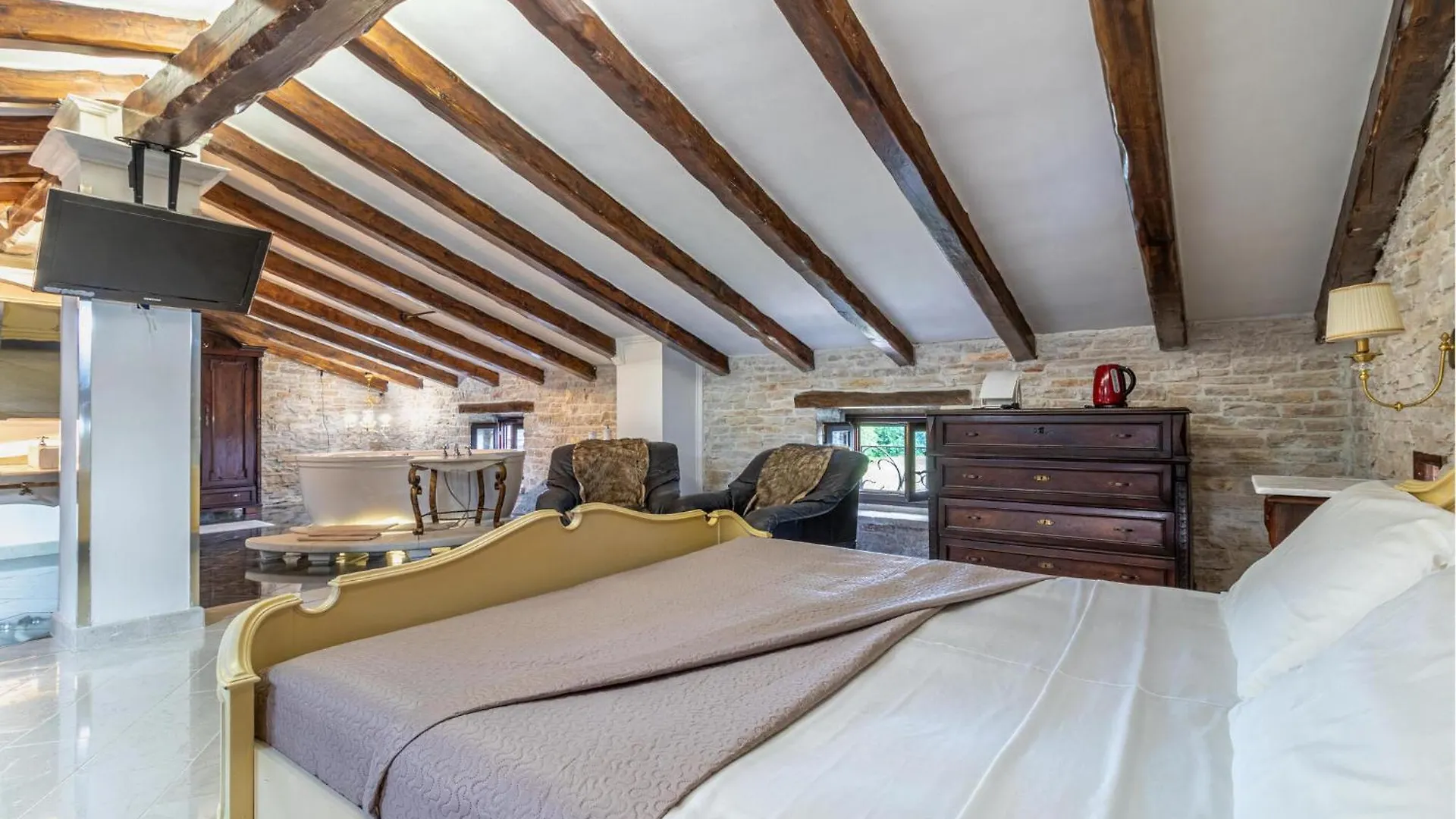 Nice Home In Pazin With Wifi